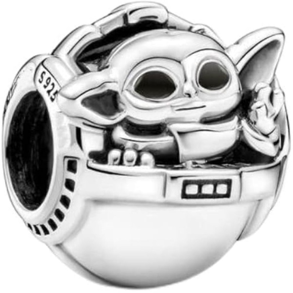 Star Wars Mandalorian Grogu.925 sterling charm - Picture 1 of 1